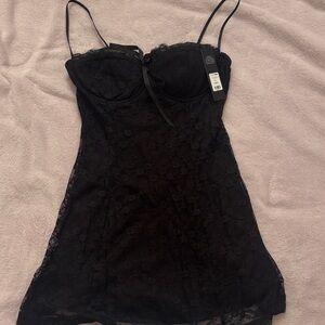 FASHION NOVA| Black Lace Slip Dress